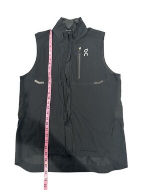 On Cloud Weather Vest Mens Large Black Lightweight Running Reflective Windproof
